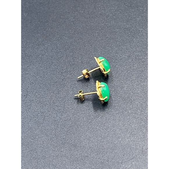 Vintage 14k Yellow Gold  Apple Green Chrysoprase Cabochon Stud small Earrings - Picture 5 of 12
